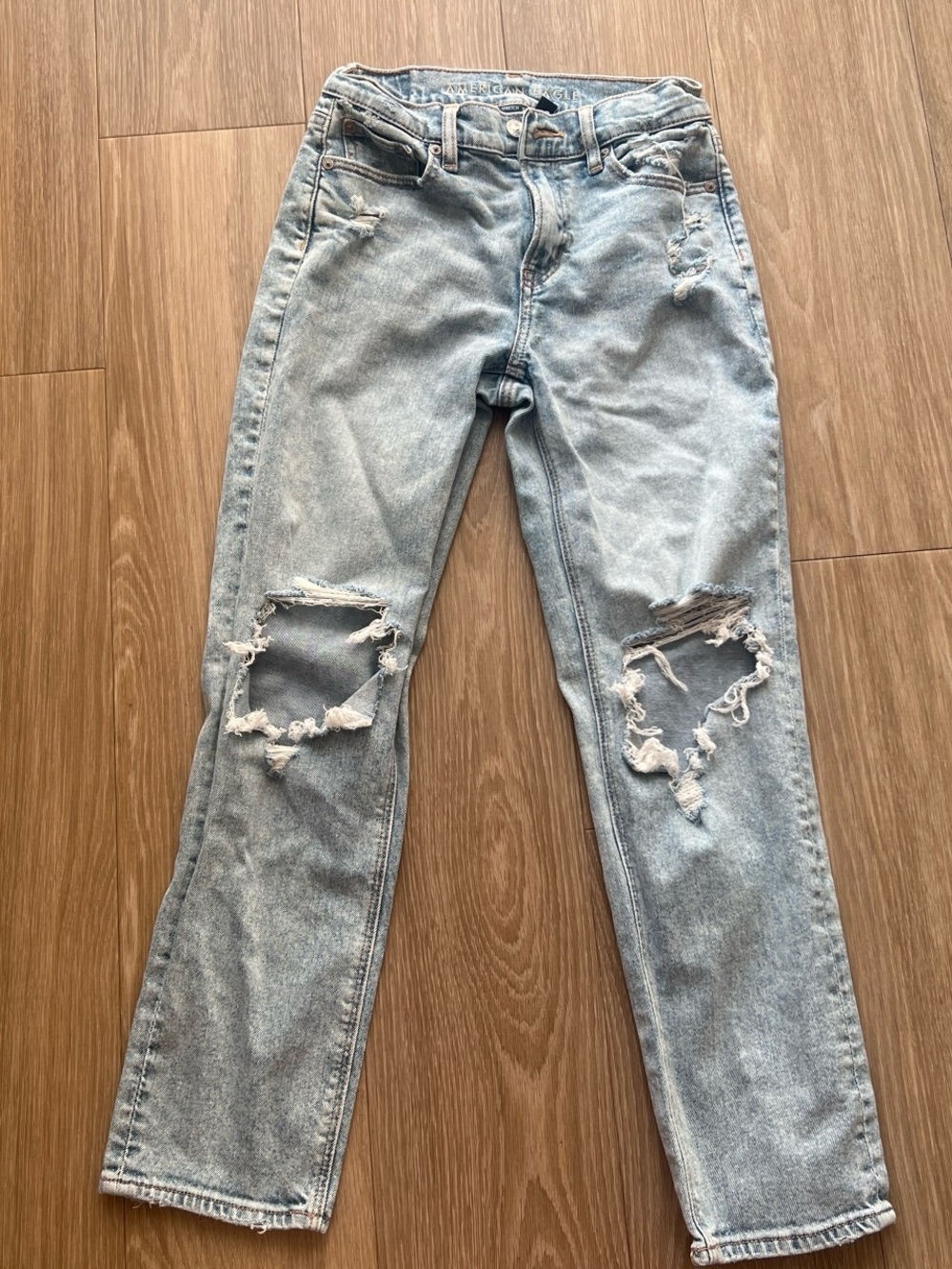 Light Wash Distressed Women’s Jeans Super High Rise Ankle Straight Size 0